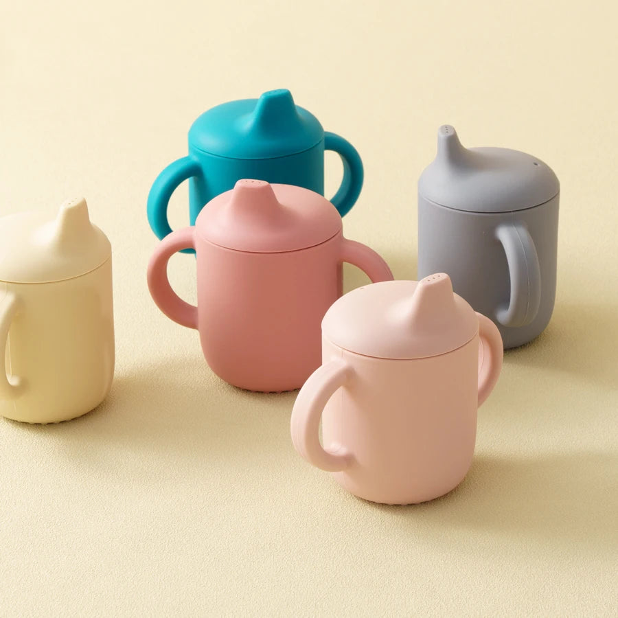1PCS Baby Feeding Silicone Cups For Infants And Young Children Portable Learning Hand Shank Drinking Water Cups Baby Stuff